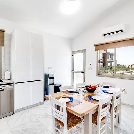 Kathi By Ezoria Paphos