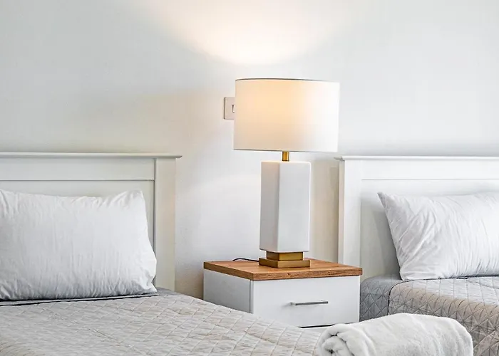 Kathi By Ezoria Villa