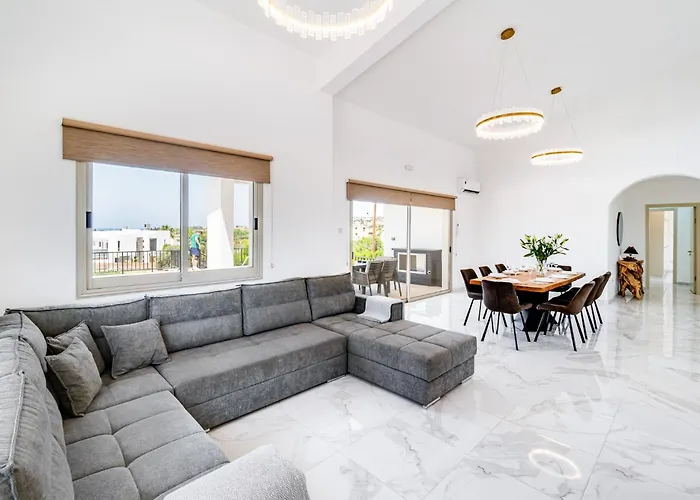 Kathi By Ezoria Villa *