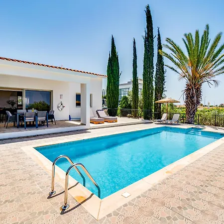 Villa Kathi By Ezoria