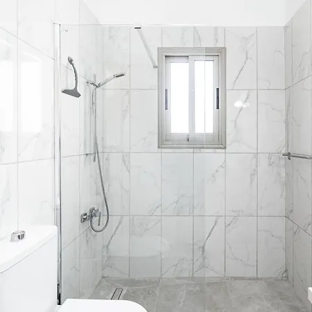 Kathi By Ezoria Villa