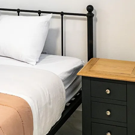 Kathi By Ezoria Villa