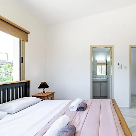 Kathi By Ezoria Villa