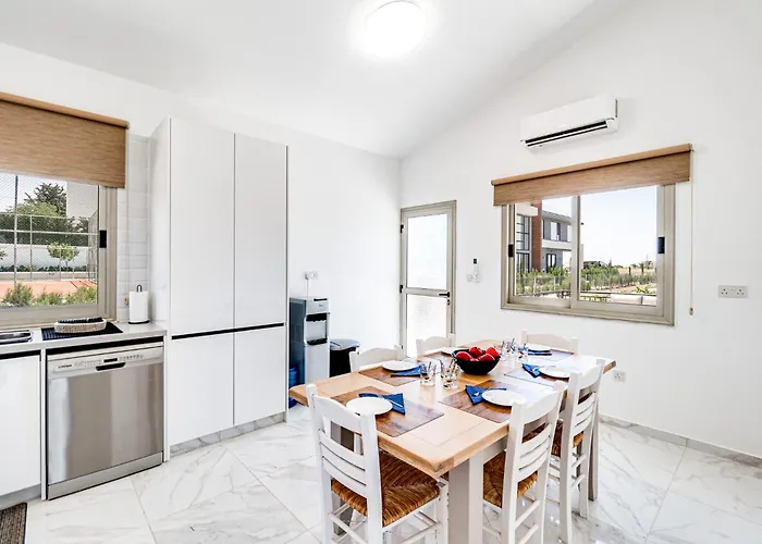 Kathi By Ezoria Paphos