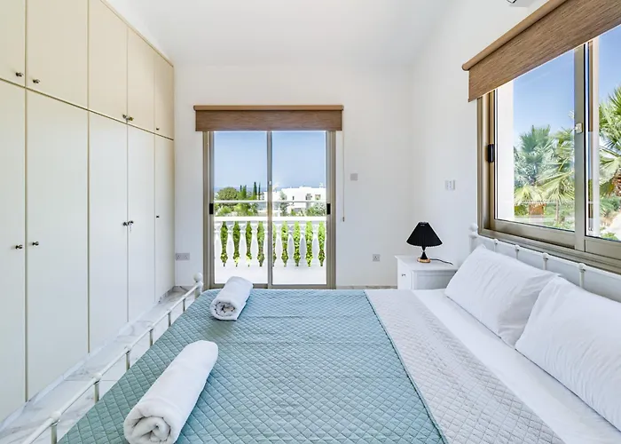 Kathi By Ezoria Paphos