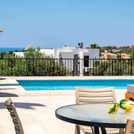 וילה Kathi By Ezoria