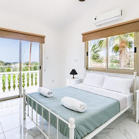 וילה Kathi By Ezoria *